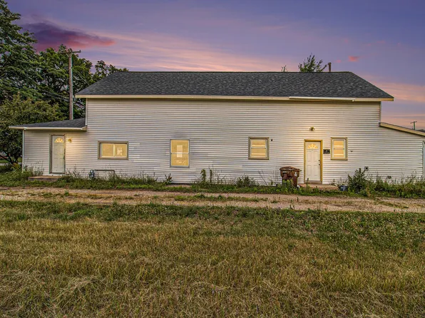 117 S B St, Trufant, MI 49347