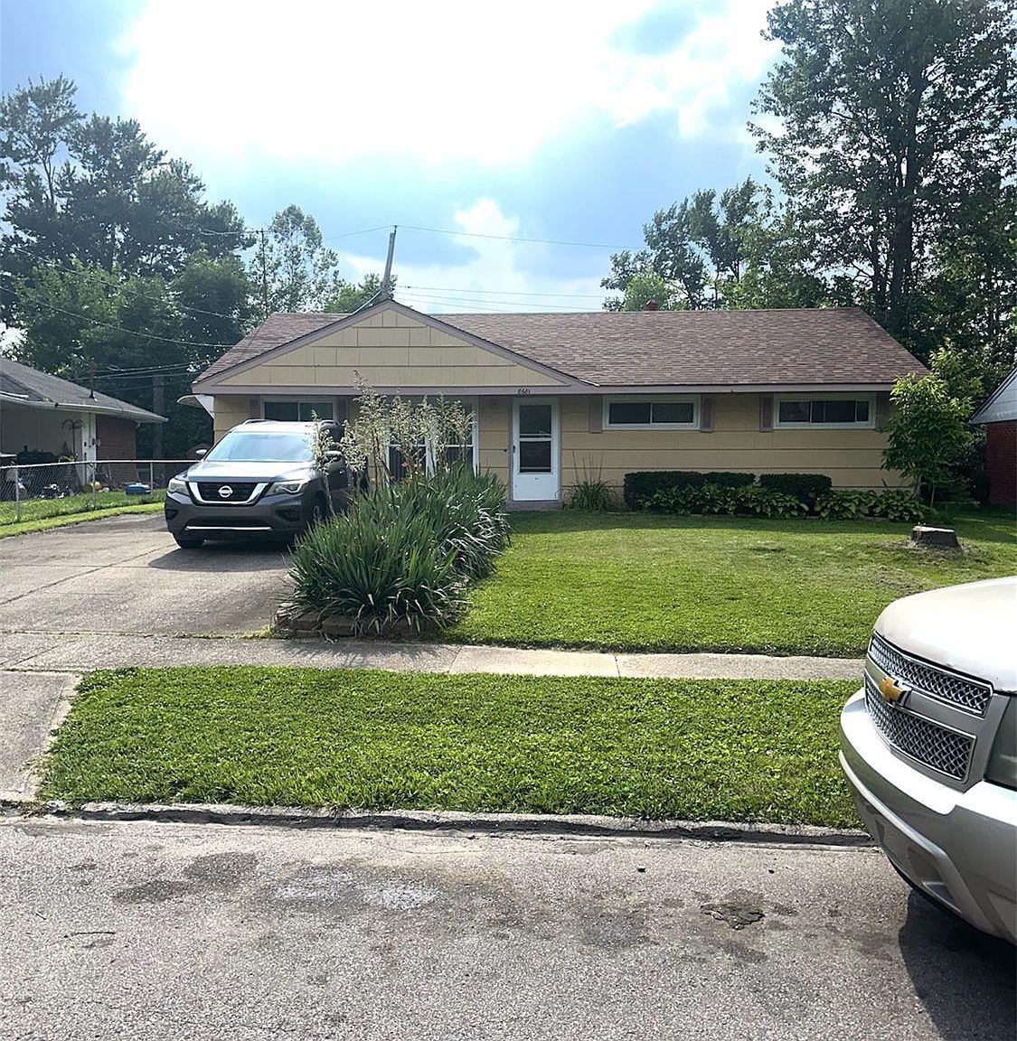 8681 Desoto Dr, Cincinnati, OH 45231 | Zillow