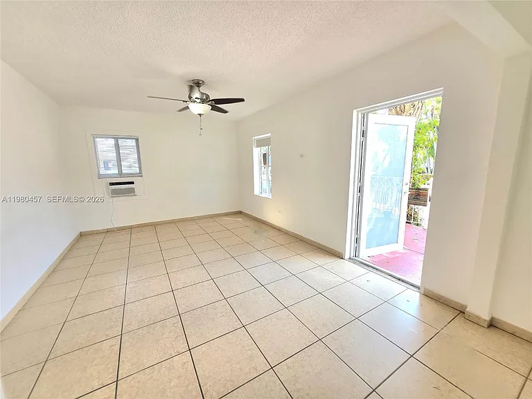 7501 Byron Ave #1A — Photo 7