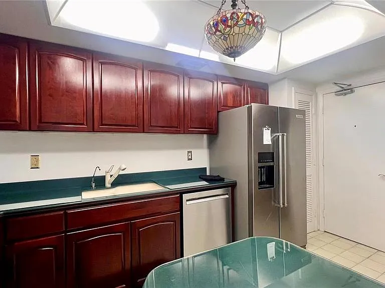 100 Pierce St #1001 — Photo 15