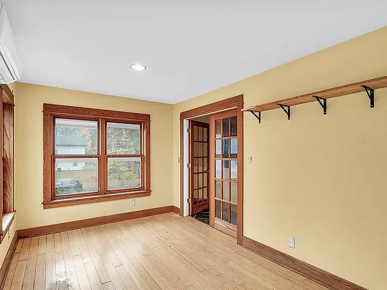 506 S Poplar St — Photo 21