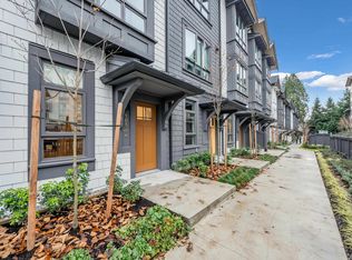 2320 Emery Ct #105, North Vancouver, BC