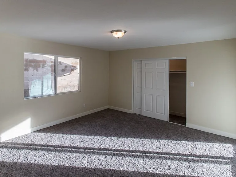 152 E Shady Grove Dr — Photo 20