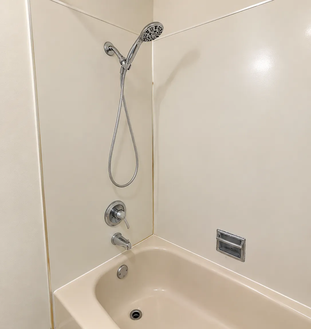 1 bed, 650 sqft, $1,375 — Photo 2