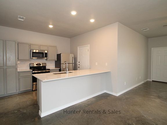 5th image of 308 Lowes Blvd #A