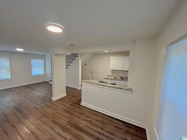 1711 Valley Ave #A — Photo 8