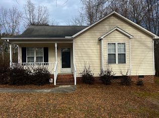 711 Proctor St, Zebulon, NC 27597