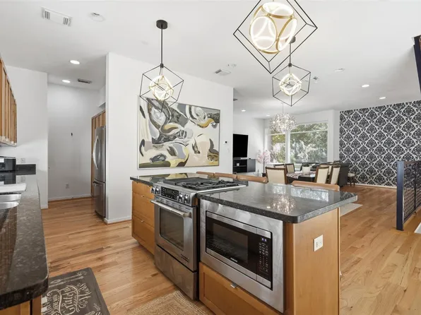 2718 Jackson St, Houston, TX 77004