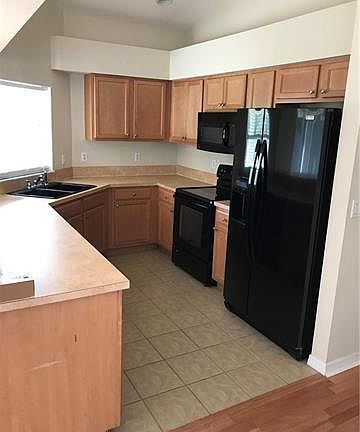 2nd image of 812 Chaplin Ave