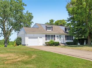 1500 Davis Rd, Churchville, NY 14428