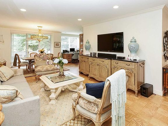 5th image of 1 Kensington Gate APT 220