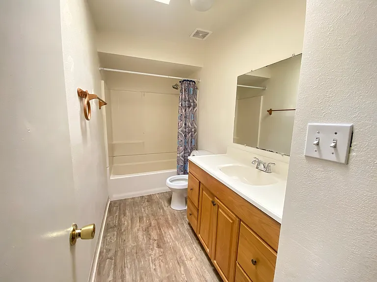 4205 Isla Verde St #C — Photo 6