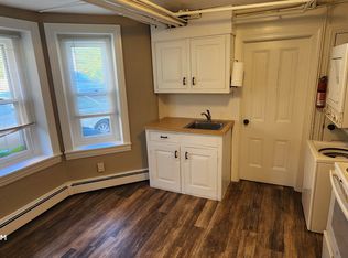 78 Main St APT G, Schwenksville, PA 19473
