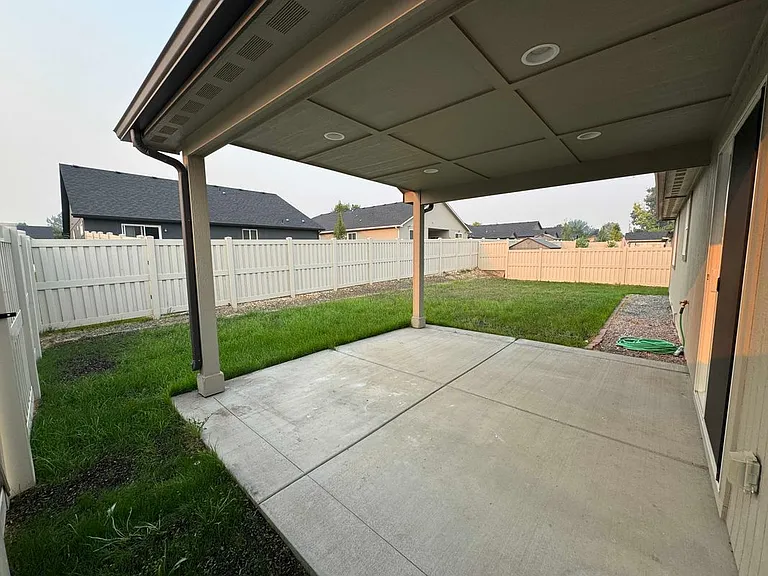 2205 E Elm Grove Dr — Photo 19