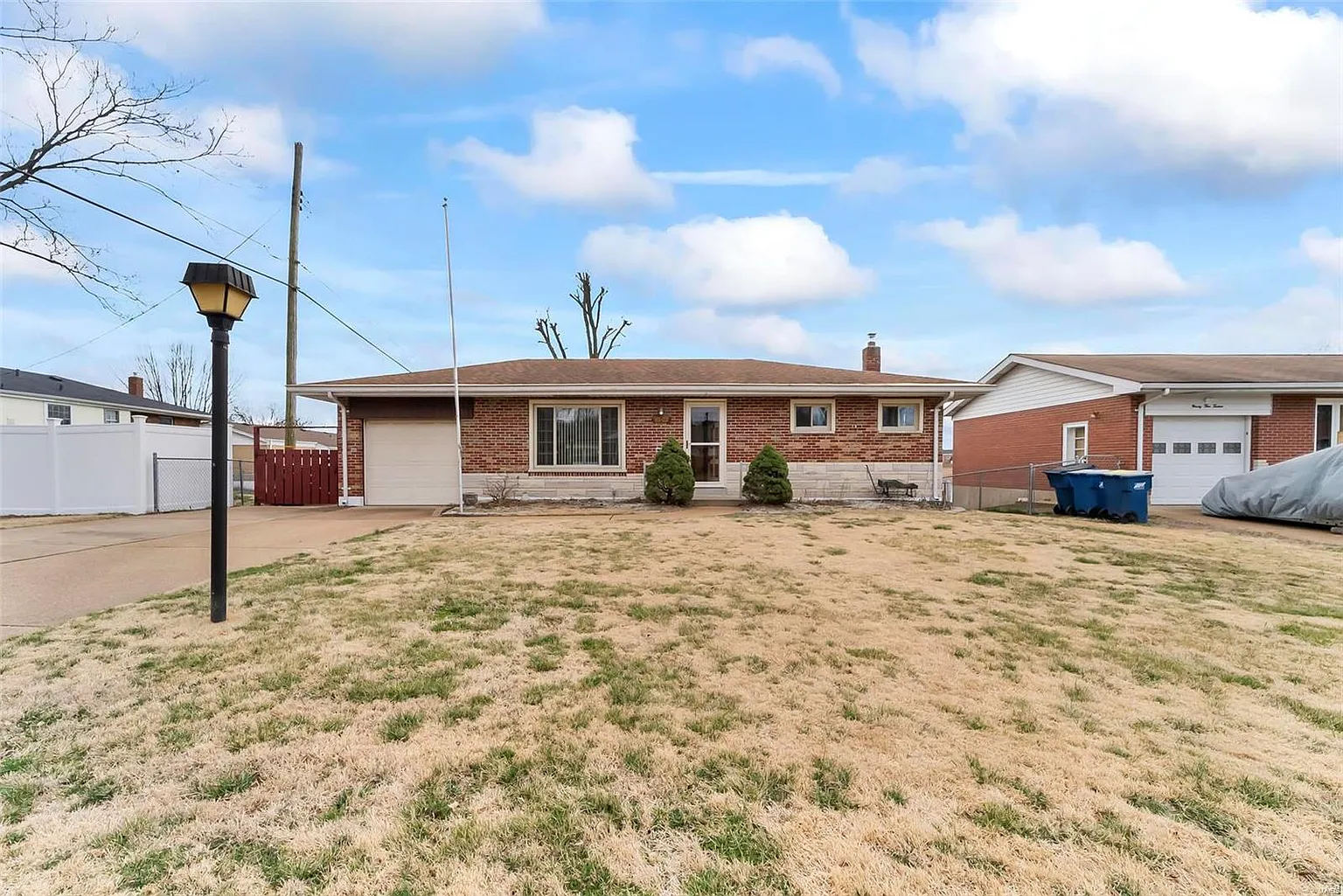 9508 Yaffbury Ln photo 1