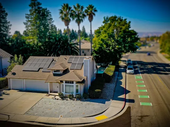 265 Ahern Lane, Dixon, CA 95620