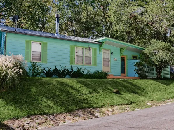 40 Owen St, Eureka Springs, AR 72632