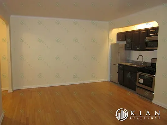 Rented by Kian Realty | media 14