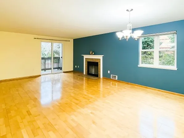 8227 126th Ave NE, Kirkland, WA 98033