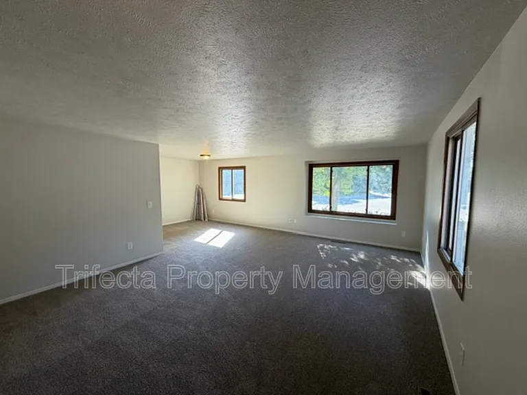 3313 Dunbar Ave — Photo 10