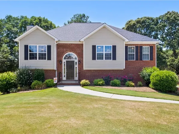 36 Shagbark Dr SW, Cartersville, GA 30120