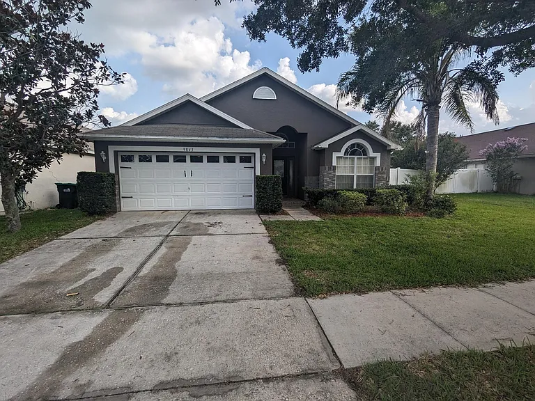 9843 Doriath Cir — Photo 1