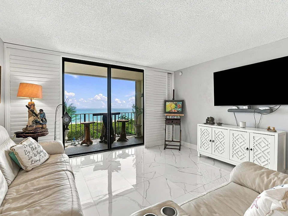 145 Ocean Ave #611