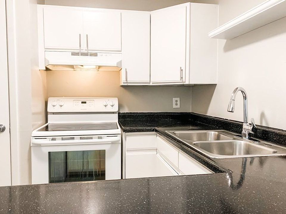 Decker Lake Apartments 2184 W 3100 S Salt Lake City UT Zillow