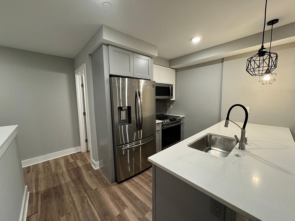 1st image of 1410 Germantown Ave APT 2