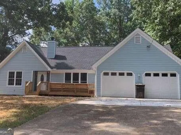 428 Bakers Bridge Cir, Douglasville, GA 30134