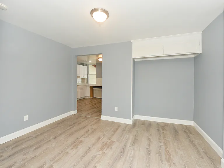 22 Prospect St #3 — Photo 9