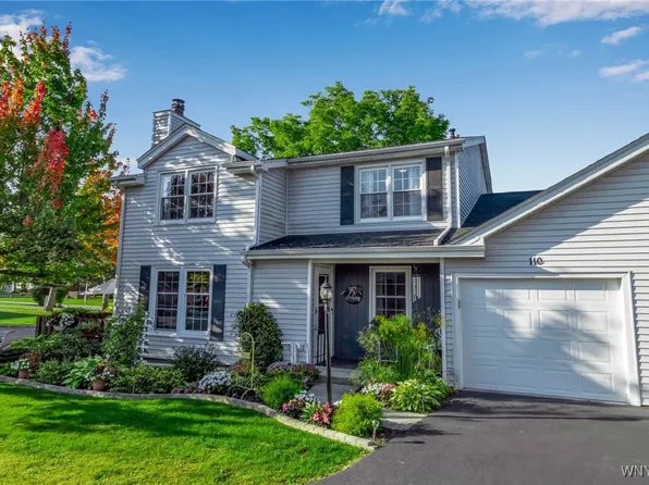 110 Stepping Stone Ln, Orchard Park, NY 14127