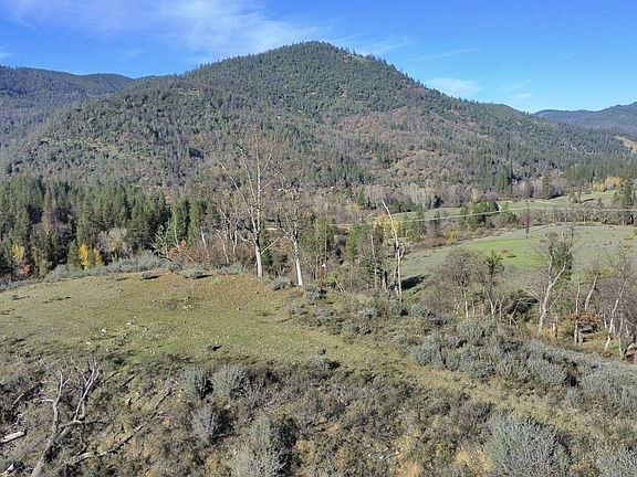 4th image of 480 Oak Ranch Rd