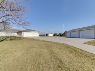 7778 E 200 North Rd, Mc Lean, IL 61754