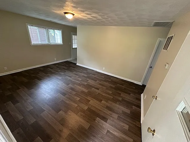 118 Carrollton Rd — Photo 6