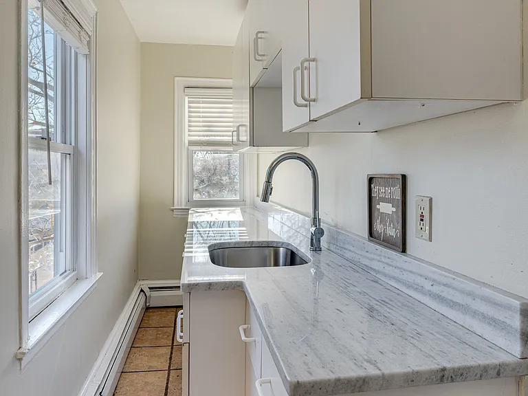 423 Atwells Ave #3 — Photo 18