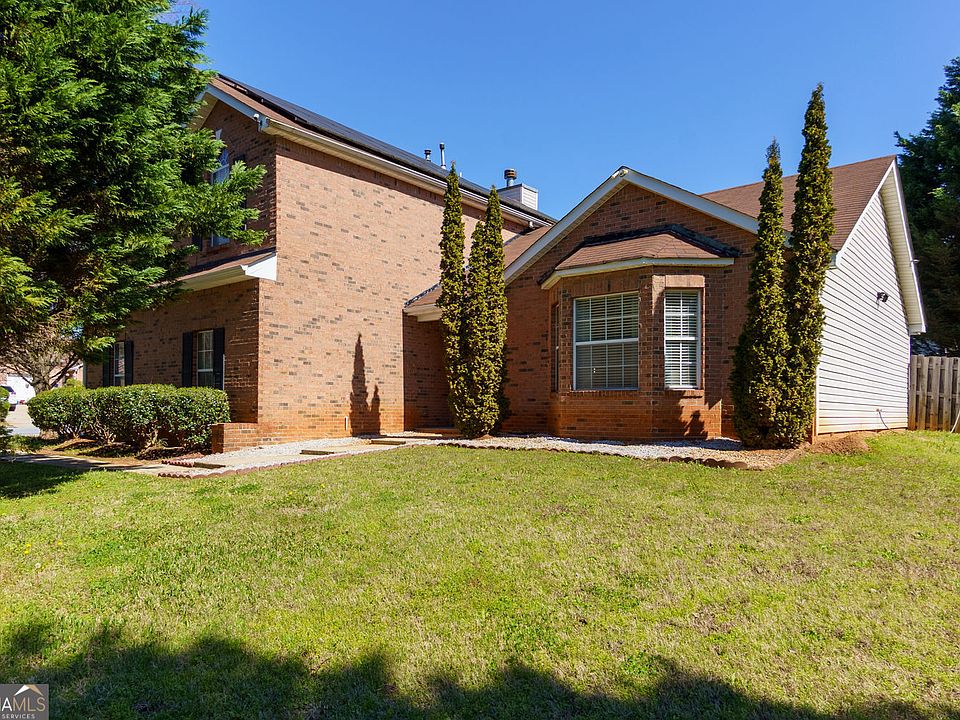 1st image of 2133 Eagles Nest Cir