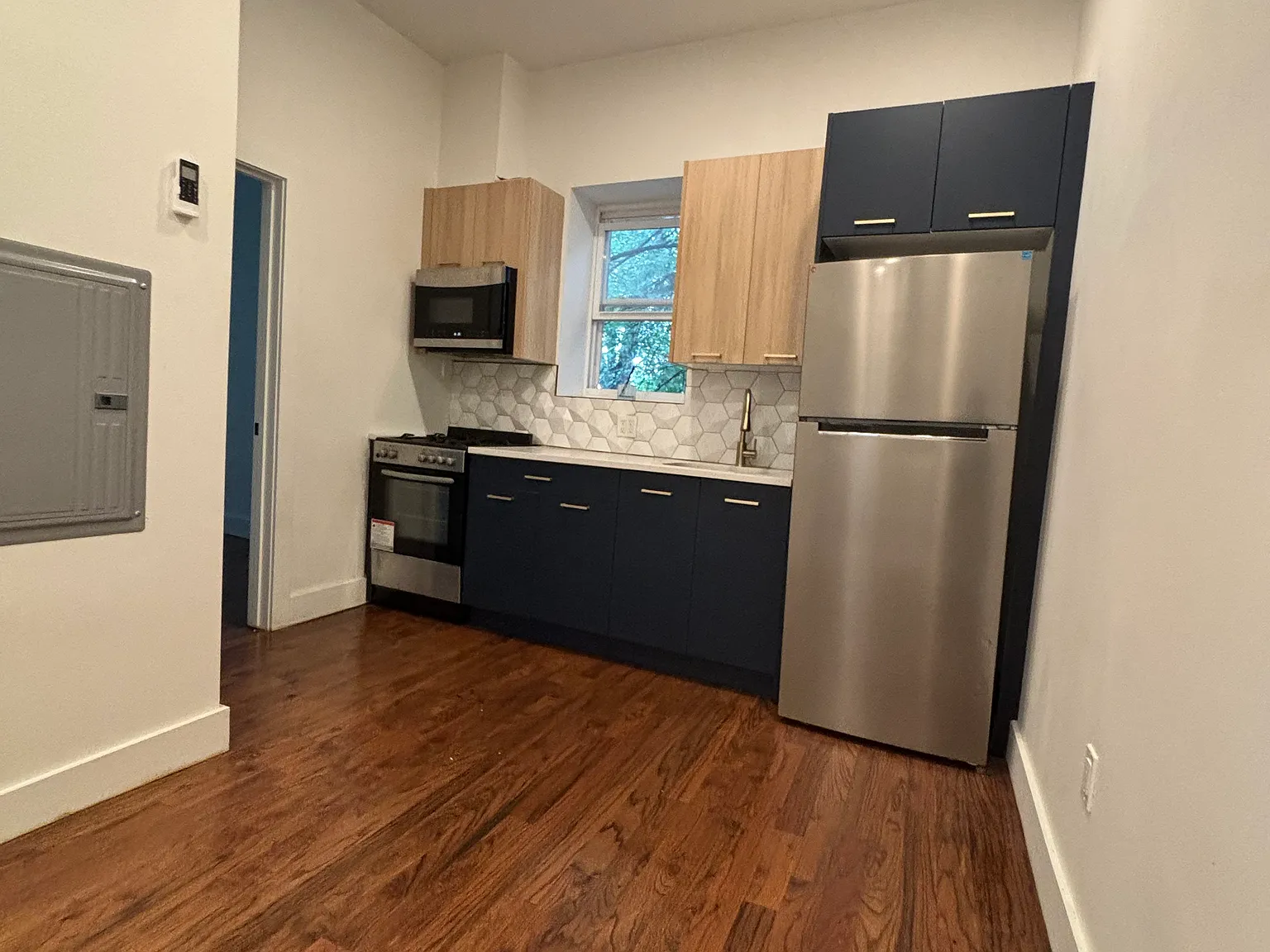 48 Bergen Ave — Photo 1