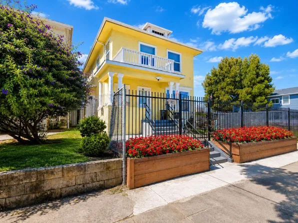871 37th St, Oakland, CA 94608