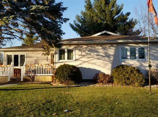 805 Wisner Dr, Waterloo, IA 50702