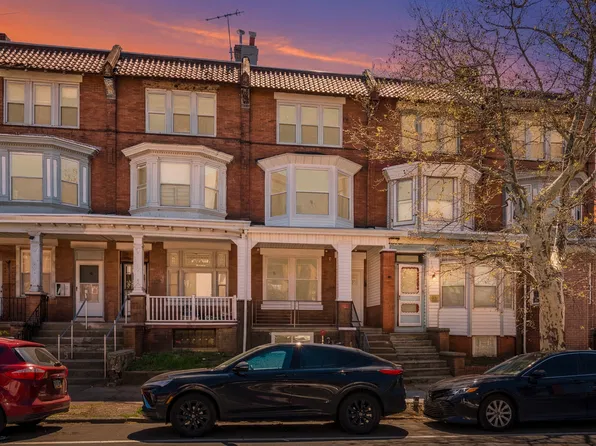 4956 Chestnut St, Philadelphia, PA