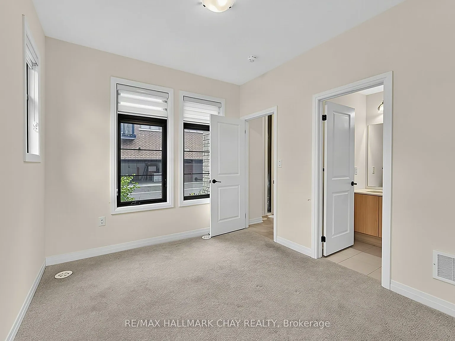 4 bed, $3,990 — Photo 3