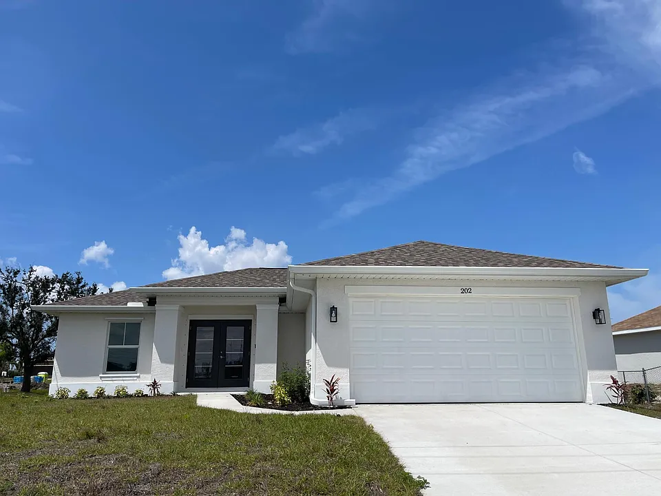 202 NW 25th Pl