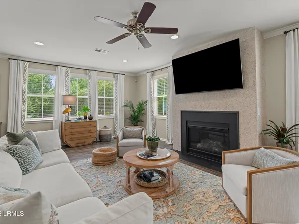 202 Mulberry Grove Ln, Bluffton, SC 29910