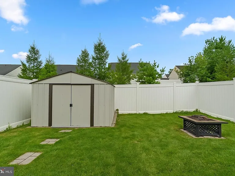 5758 Barts Way — Photo 16