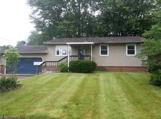3337 Fairway Ln, Zanesville, OH 43701