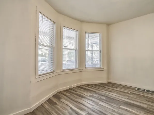 112 Randolph Avenue image 14 of 16