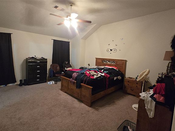 4th image of 2706 Regatta Ln