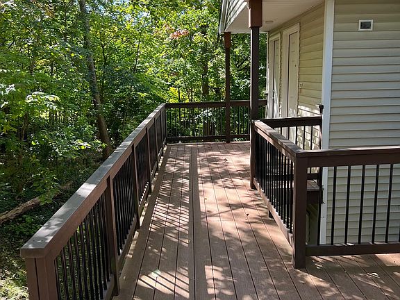 2nd image of 1703 Stoney Run Cir #1703