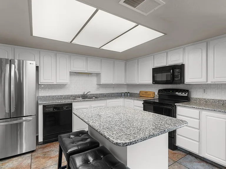 208 Bahia Ln E — Photo 18